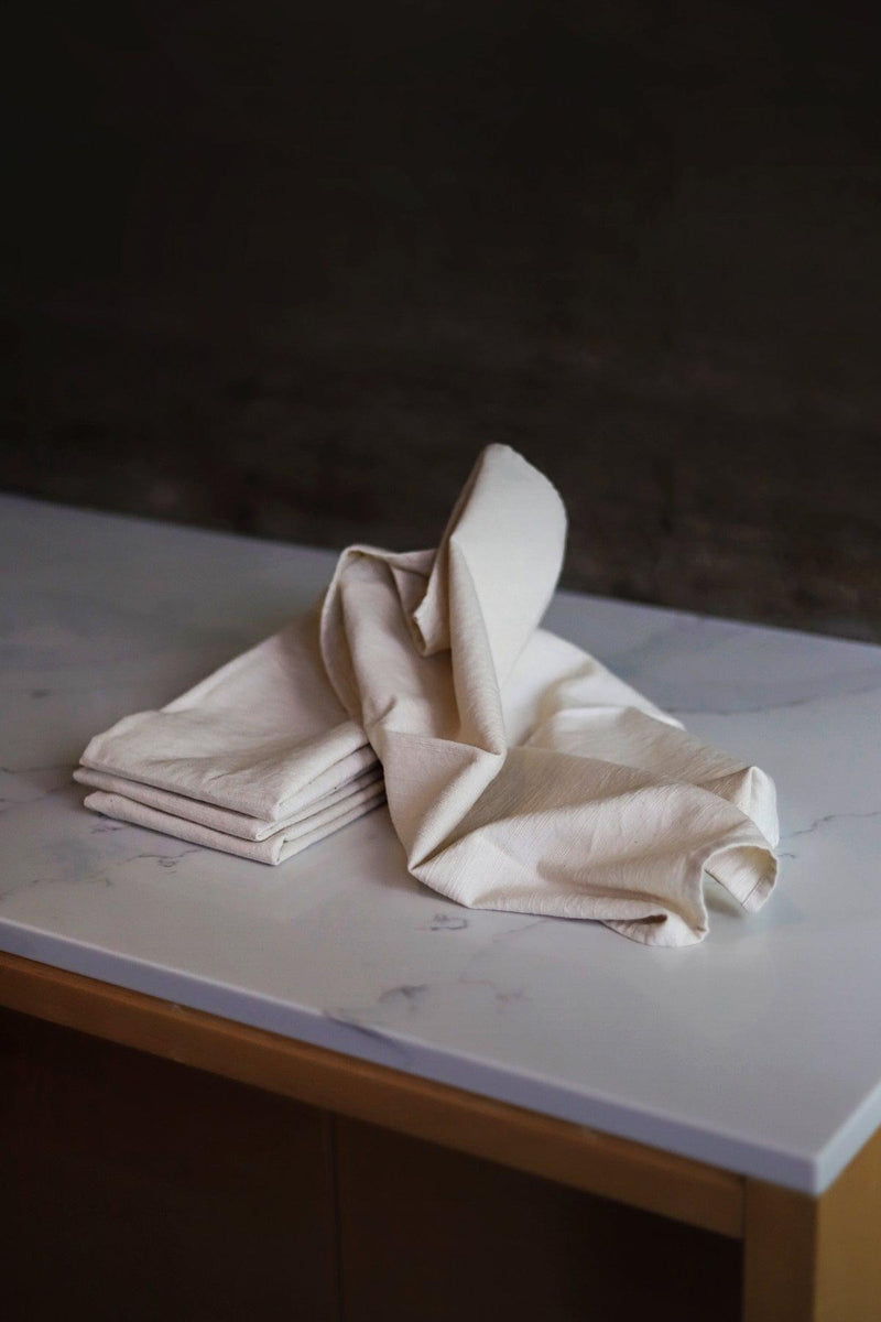 Serviettes de table écoresponsable Blé sur une table. /  Wheat eco-friendly napkins on a table.